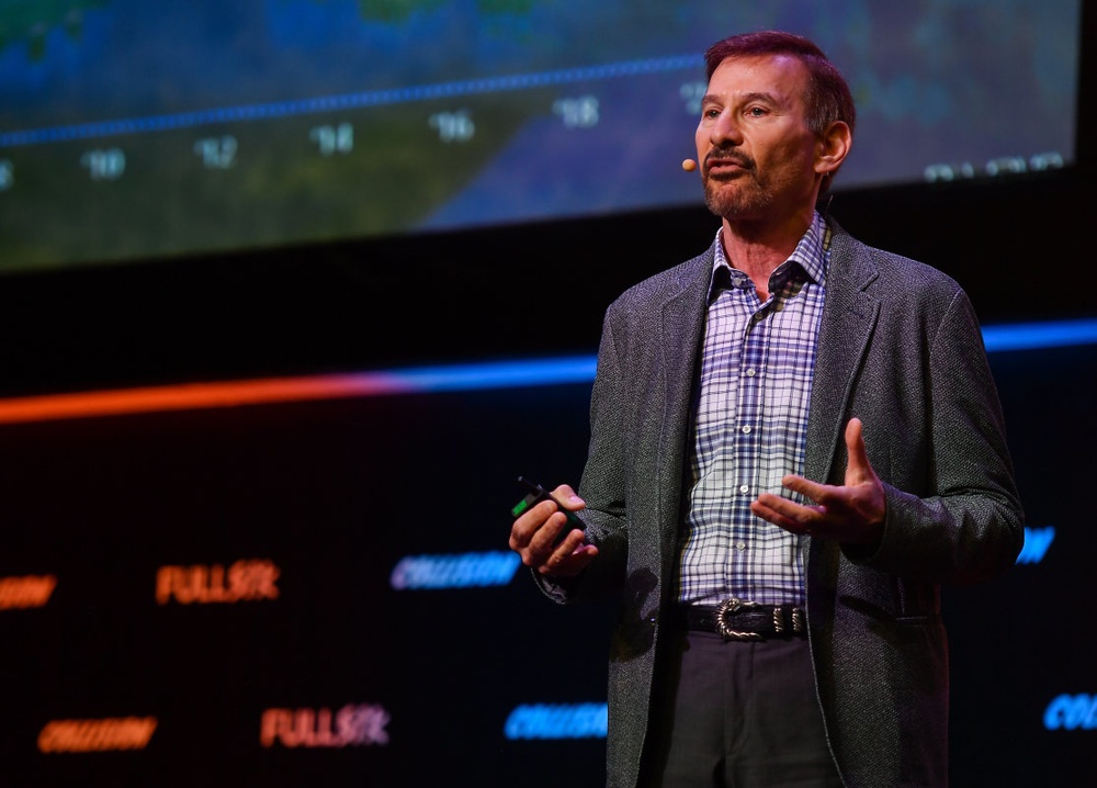 D-Wave CEO explains quantum computing, error correction, and how customers  are using the tech today