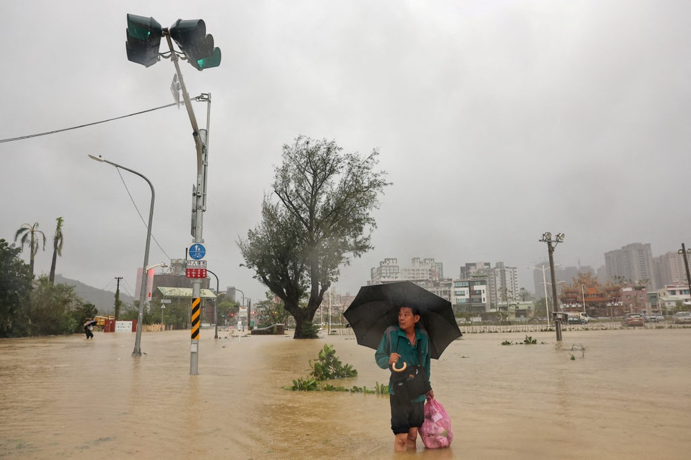 Southern Taiwan faces fierce winds and torrential rain as Typhoon Krathon makes landfall