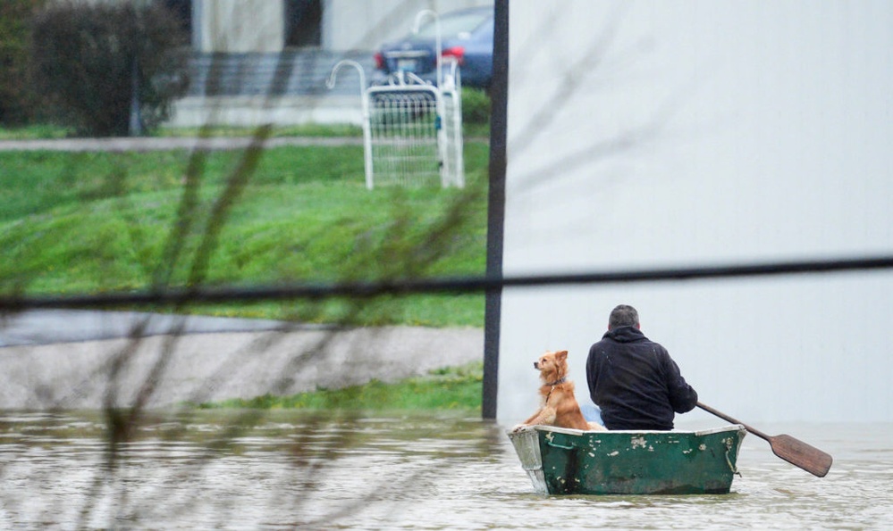 Flooding worsens across South and Midwest after days of torrential rain