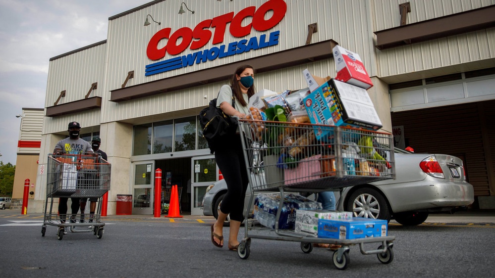 Here's when to avoid shopping at Costco