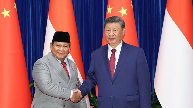Chinese President Xi Jinping meets Indonesian President Prabowo