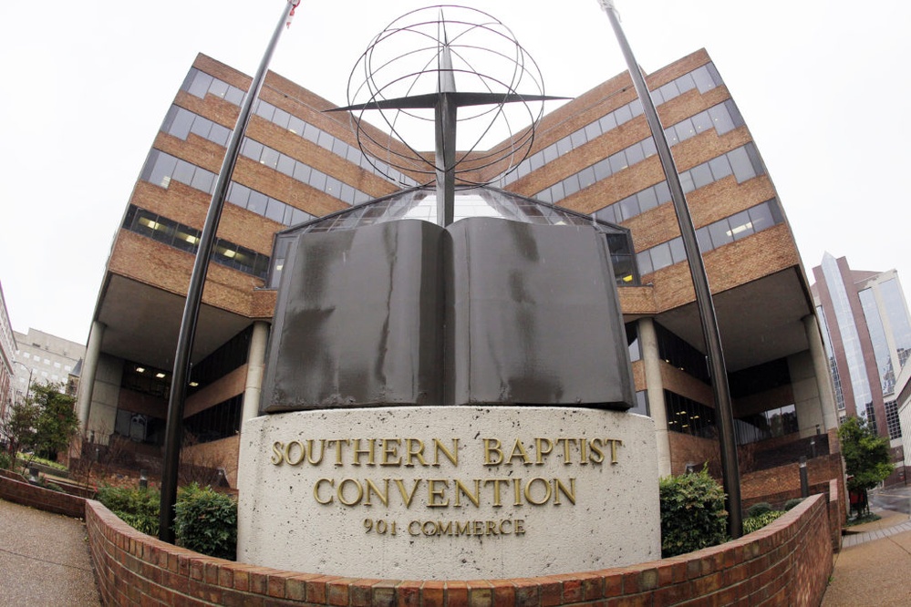 Southern Baptist Convention vote on banning women pastors Balanced News