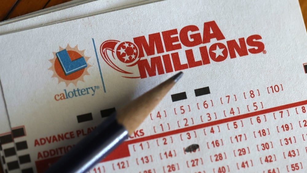 Mega Millions ticket sold for $1.22 billion in California