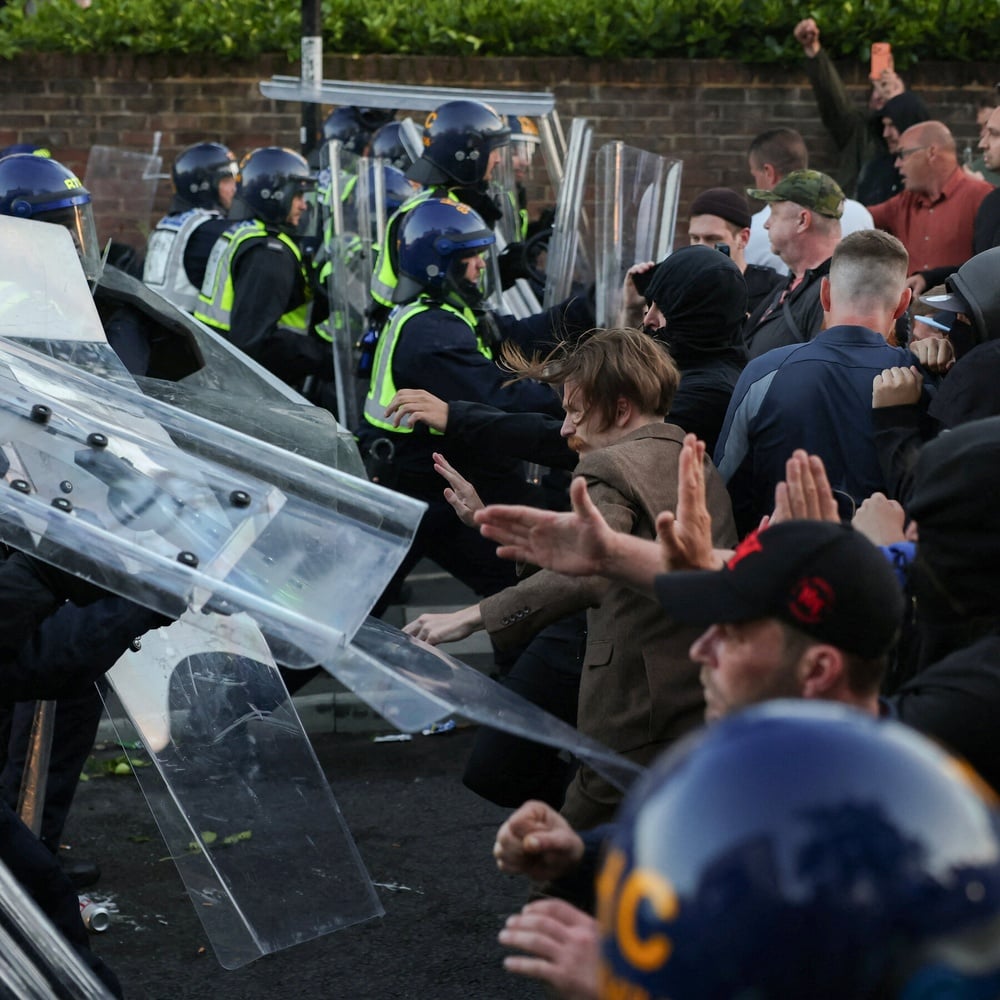 Source: https://www.nytimes.com/2026/06/03/world/europe/henry-nowak-murder-southampton-protests-uk.html