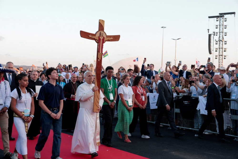 Massive Catholic youth gathering led by Pope Leo XIV in Rome