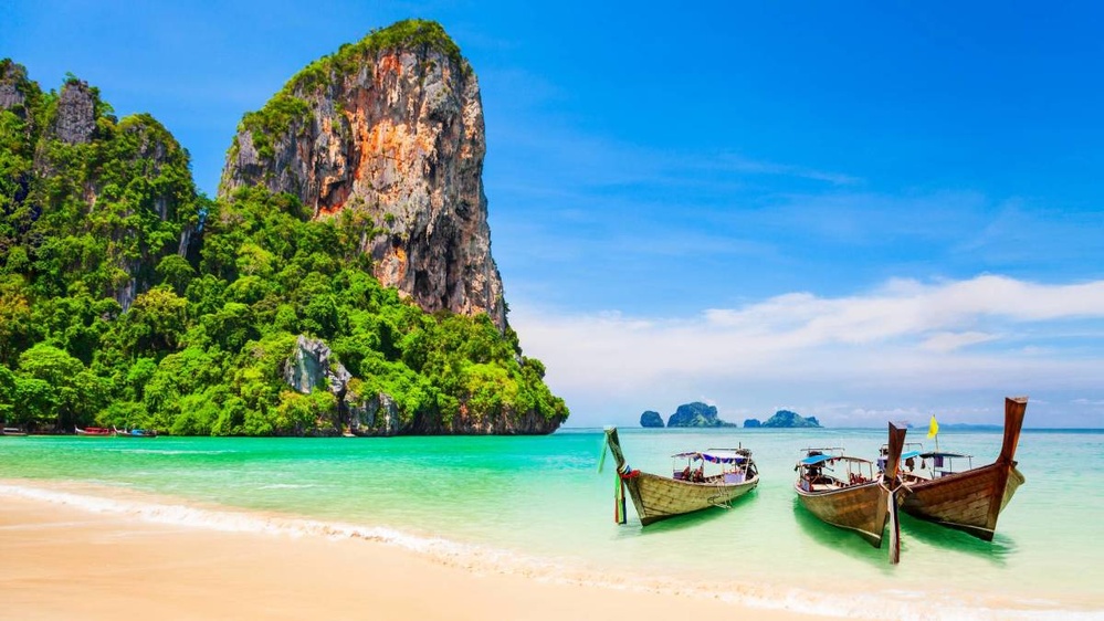 United Airlines is betting big on Thailand, Vietnam travel