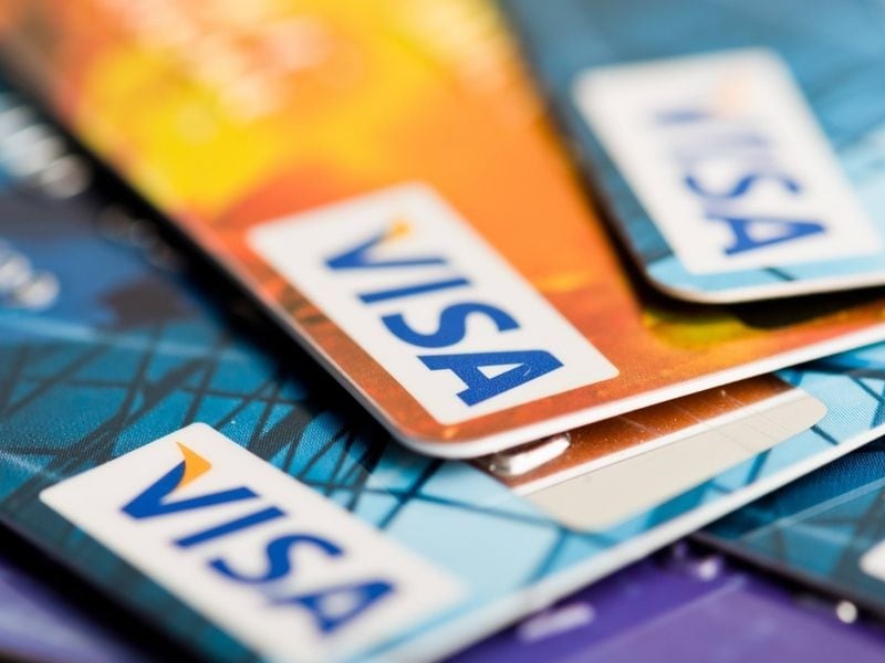 Coinbase, Visa to Allow Real-Time Crypto Deposits Through Debit Card