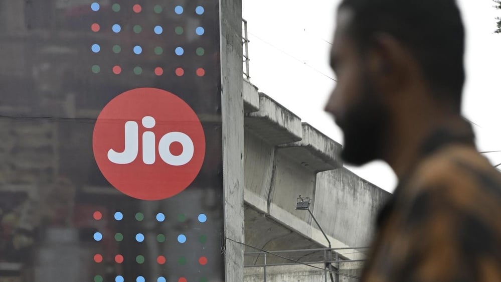 Source: https://www.thehindu.com/business/Industry/retail-portion-of-jio-platforms-ipo-fully-subscribed/article71610351.ece
