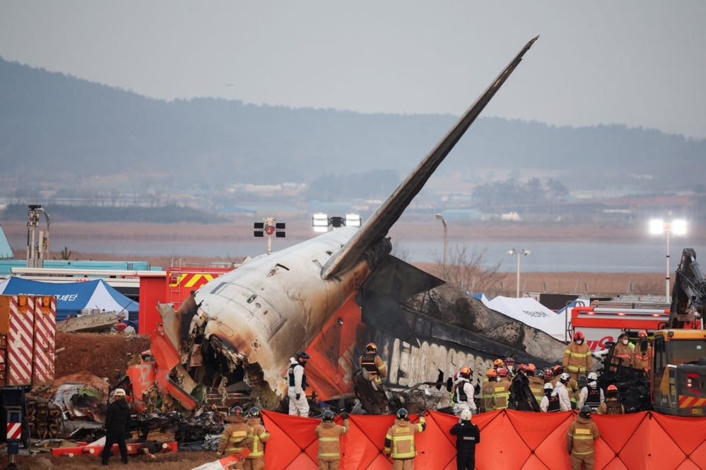 Plane crash at Muan Airport kills 179