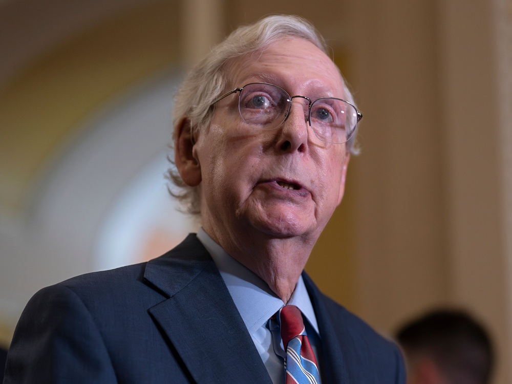 McConnell freezes during press conference Balanced News