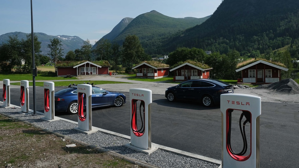 Norway Is All In on Electric Cars. What Can the U.S. Learn?