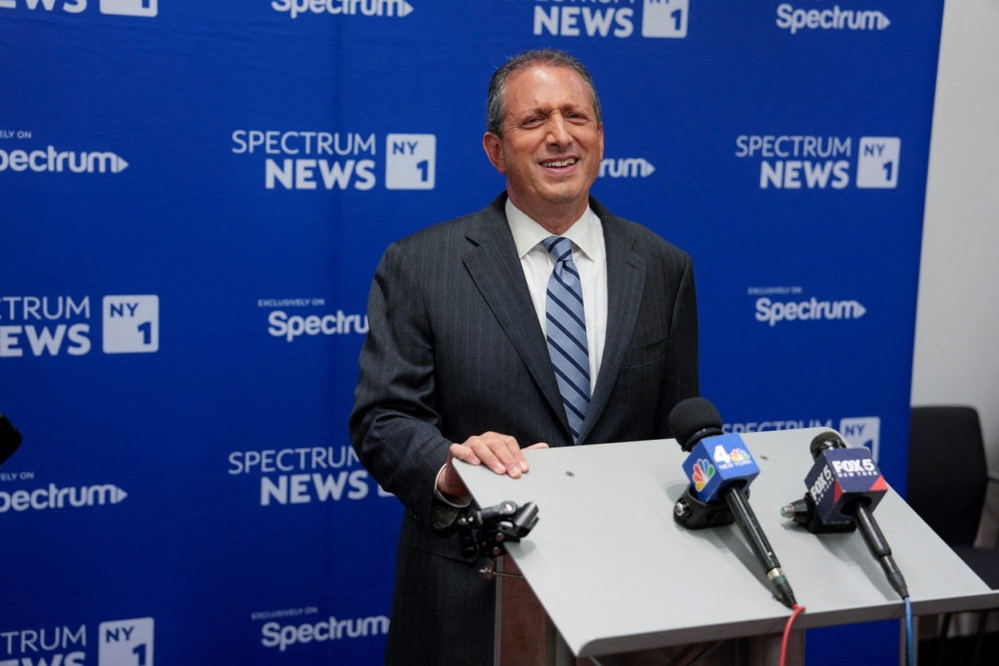 Brad Lander arrested for obstructing ICE during NYC mayoral campaign