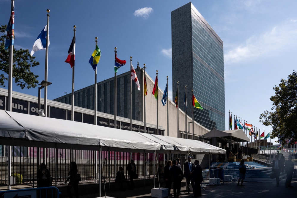 What is the UN General Assembly and what does it do?