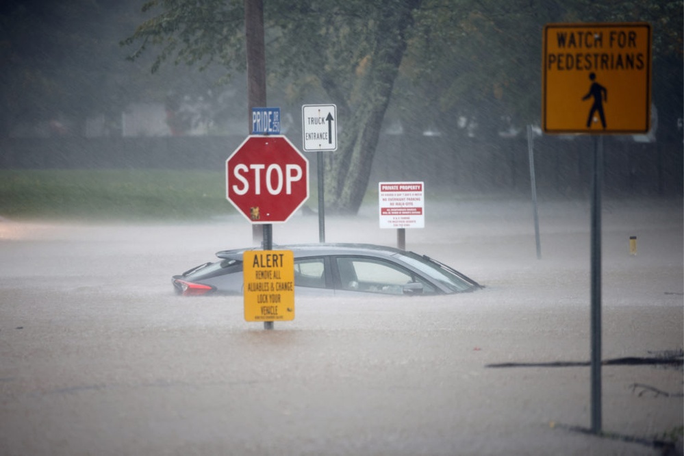 Fact-checking what Project 2025 says about the National Weather Service and NOAA