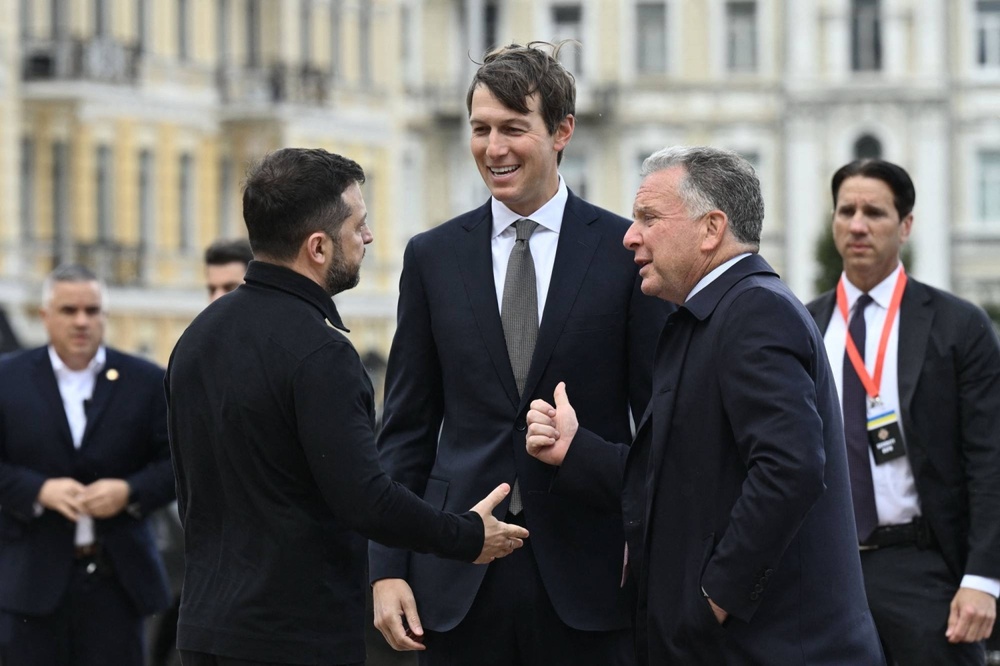 Trump envoys arrive in Kyiv in new push to end Russia's war