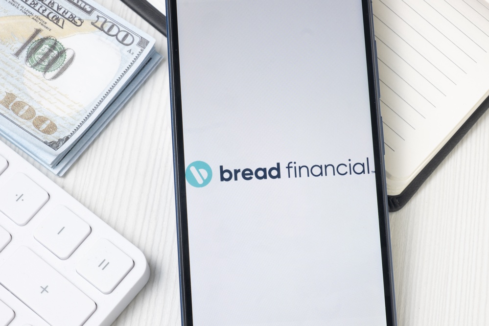 Card issuer Bread boosts revenue outlook as late-fee rule gets stymied