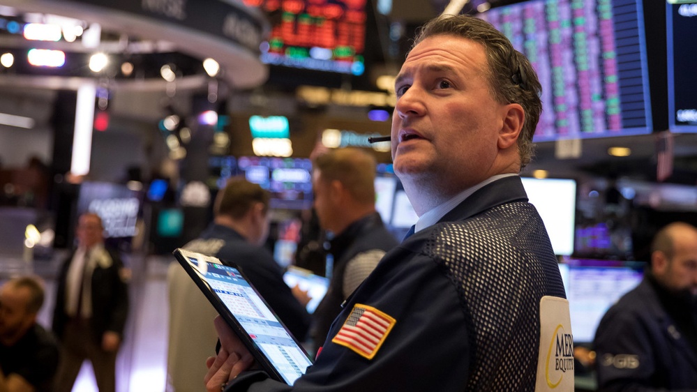 Stock Market Today: Stocks extend plunge as China hits back on U.S. tariffs