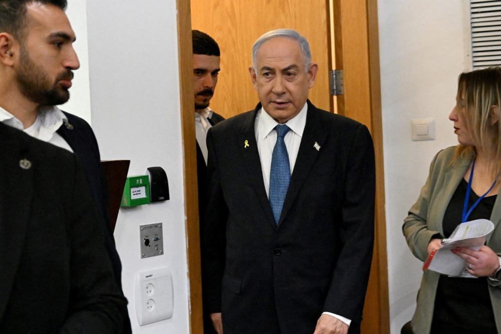 Israeli Prime Minister Netanyahu undergoes procedure to have his prostate removed