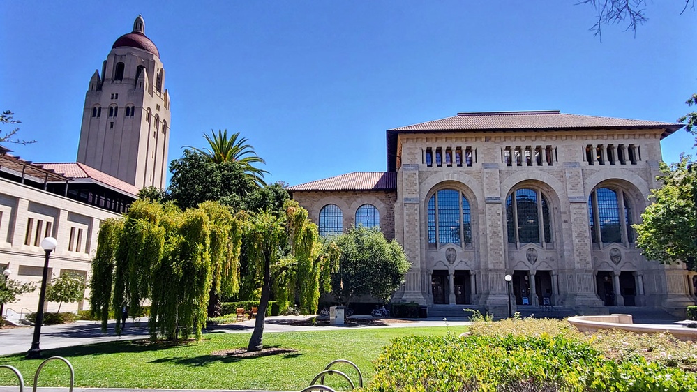 Victor Davis Hanson: Why America's Universities Are Falling Apart
