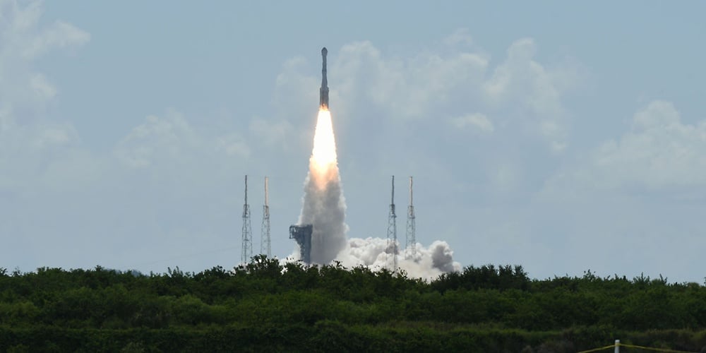 Stranded astronauts' return delayed due to Boeing Starliner malfunctions.