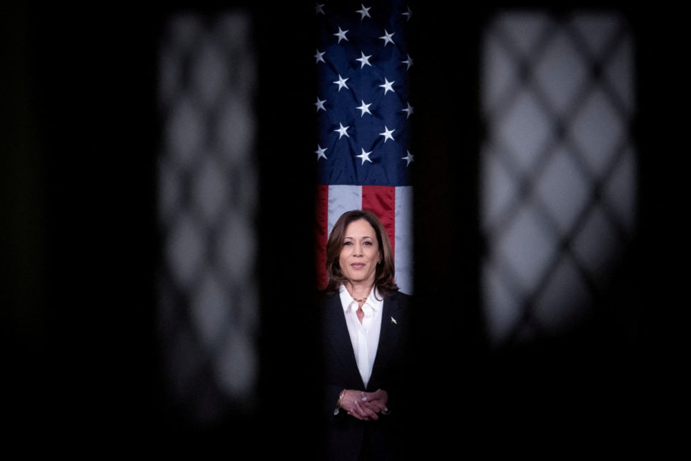 Kamala Harris replaces Biden as the Democratic nominee