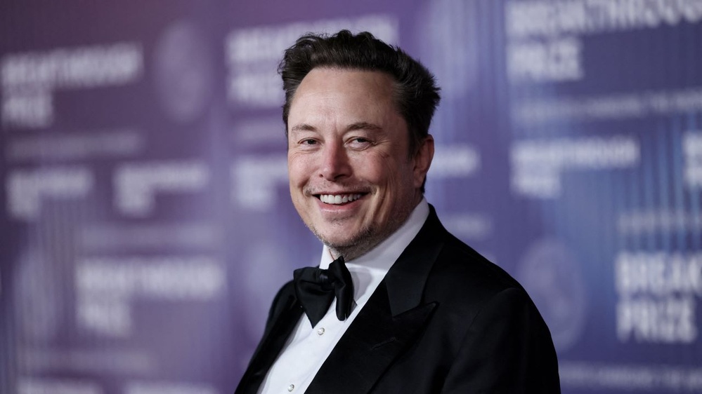 Elon Musk's net worth jumps $26B after Tesla shares surge