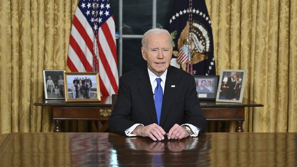 Biden warns against oligarchy, tech power in farewell address.