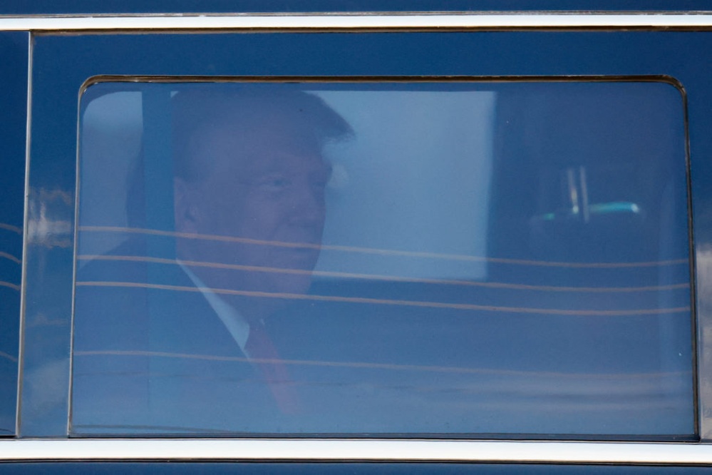 Trump arrives for classified documents hearing on whether his case can be dismissed