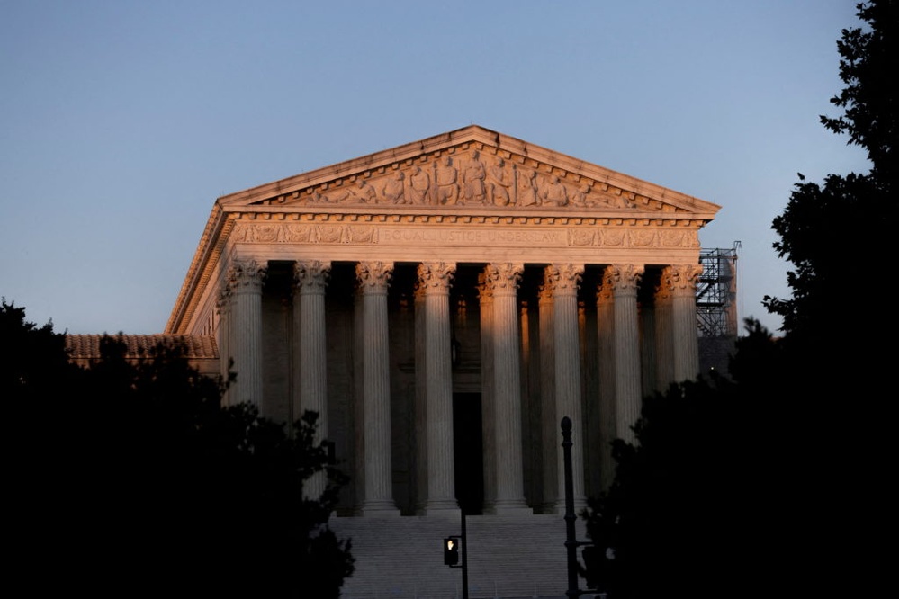 LISTEN LIVE: Supreme Court hears arguments on whether TikTok can be banned in free speech case