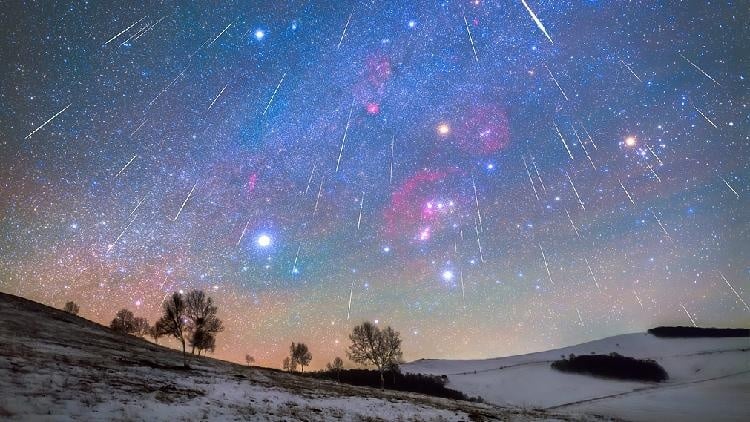 Geminid meteor shower peaks heralding celestial spectacle despite moon interference