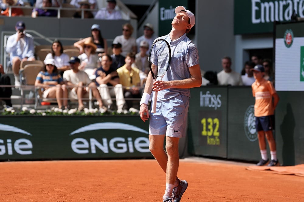 Sinner's upset and heat-policy talk reframe Roland Garros 2026