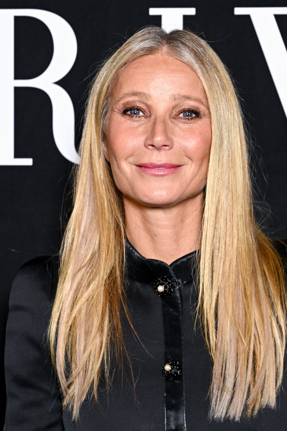 Gwyneth Paltrow Celebrates 10 Years of Conscious Uncoupling