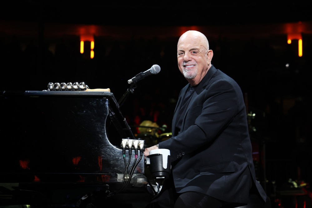 Billy Joel Cancels All Concerts Following Brain Disorder Diagnosis