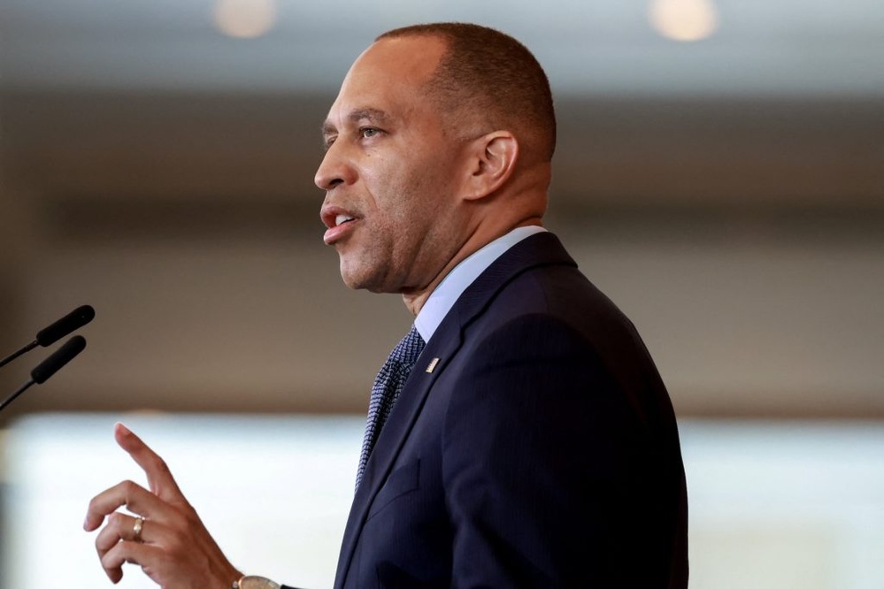Source: https://www.pbs.org/newshour/show/voters-sent-washington-a-message-to-put-everyday-americans-first-jeffries-says