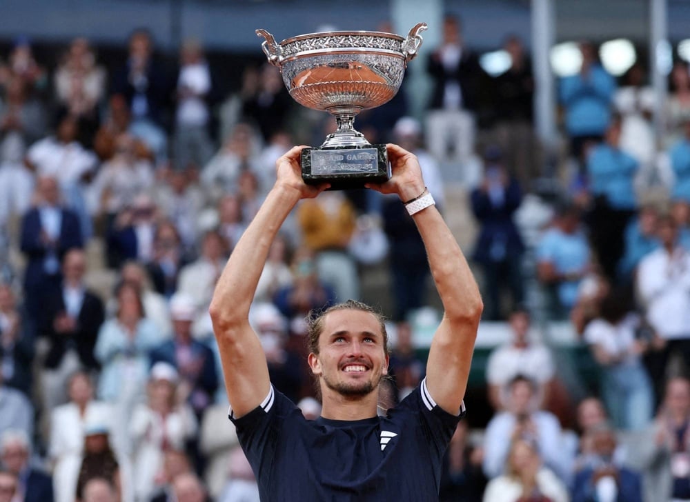 Source: https://www.japantimes.co.jp/sports/2026/06/08/tennis/zverev-wins-french-open-final/