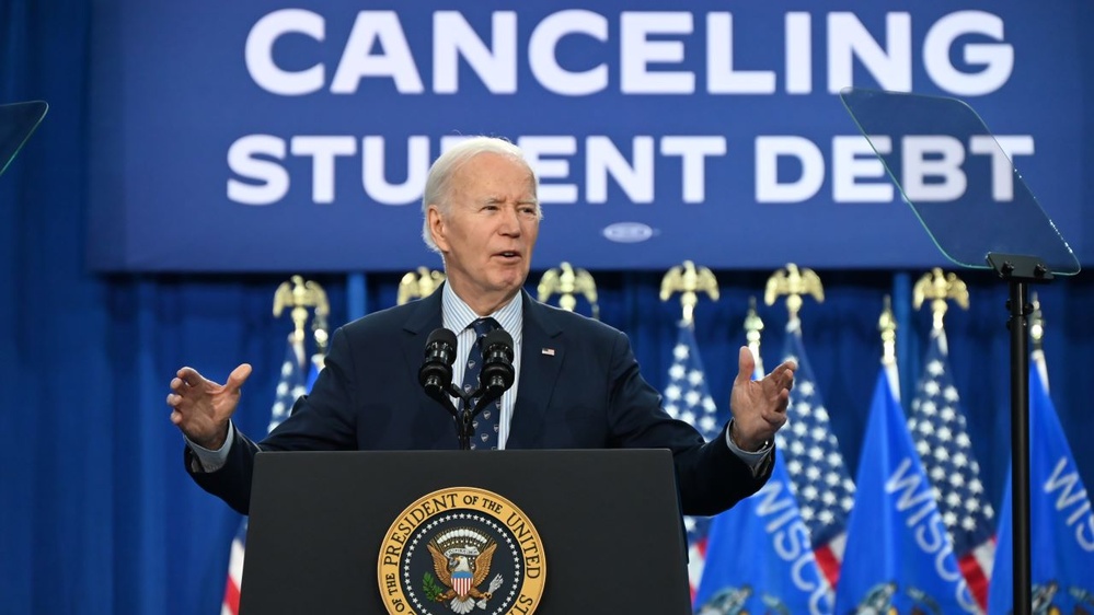 Biden cancels $4.5 billion in student loans for public workers before election