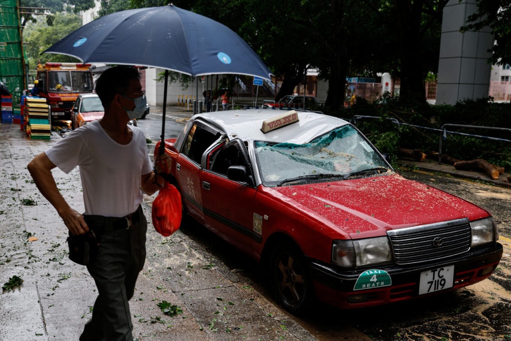 Super Typhoon Saola minimally damages China. Balanced News