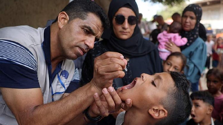 First phase of polio vaccination in central Gaza complete, says WHO