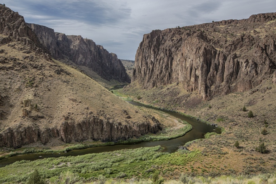 As Trump Pushes Public Land Sales, Advocates Rally