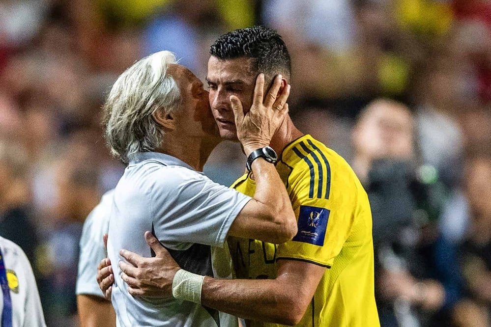 Source: https://www.citizen.co.za/sport/soccer/world-soccer/ronaldo-says-portugal-coach-broke-promises-apologises-for-walkout/