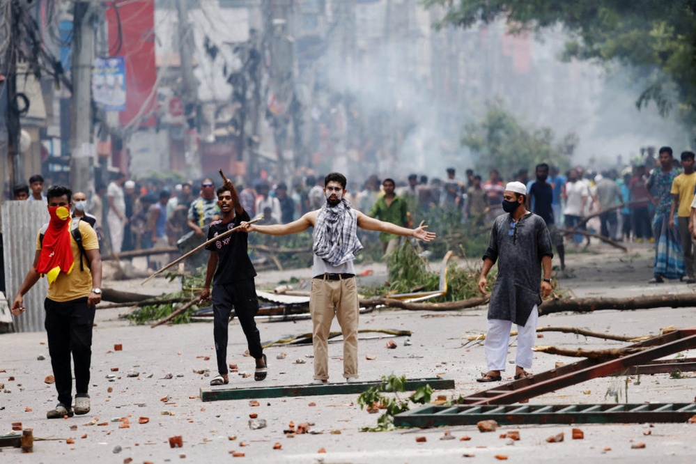 Student protests over Bangladesh job quotas turn violent, leading to deaths and internet shutdown.