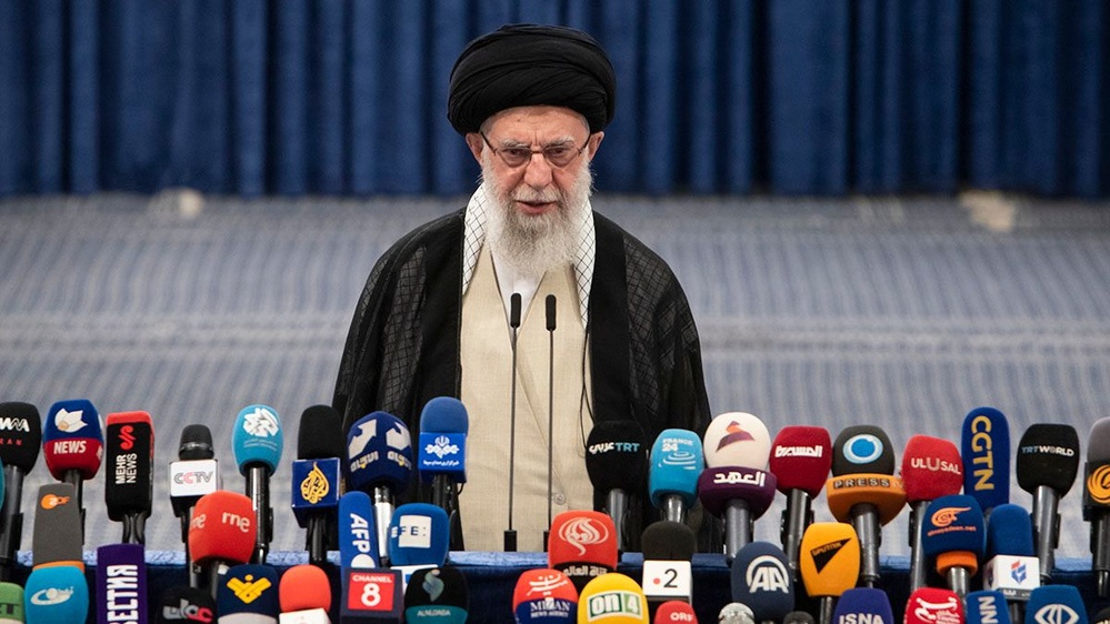 Did Iranian state TV say, 'There is a surprise tonight that the world will remember for centuries'?