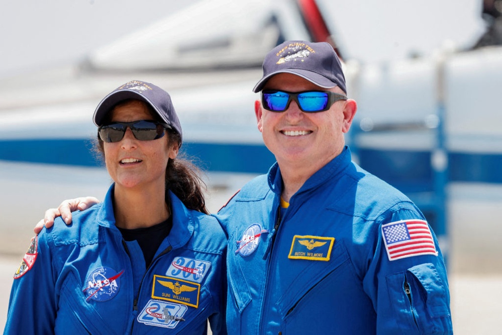 LISTEN: NASA holds briefing after delaying SpaceX launch to solve Boeing Starliner crew troubles