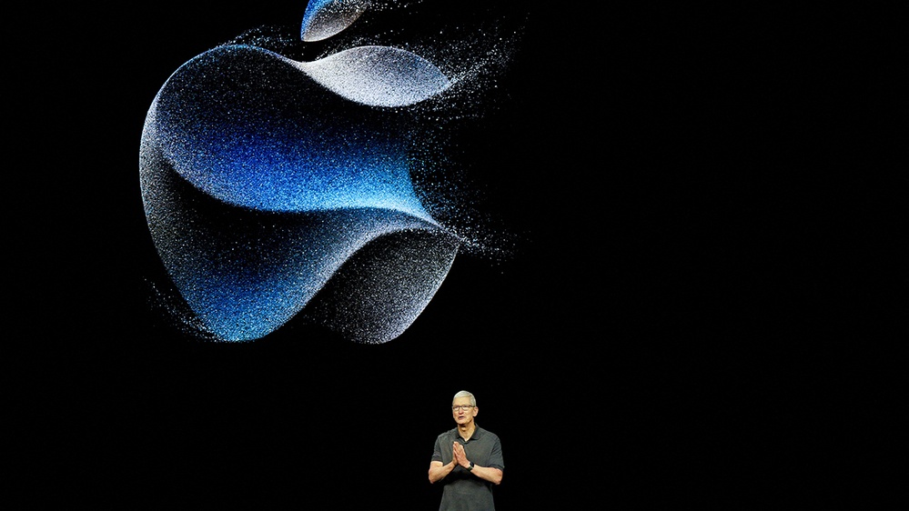 Apple edges past expectations as world girds for tariff impact